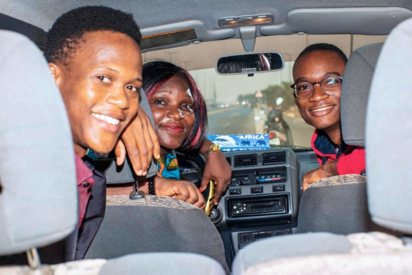 nabhorelan-un-blablacar-a-la-saveur-guineenne