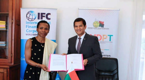 Madagascar and IFC partner to train 6,000 citizens to digital skills