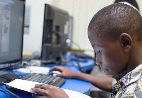 Pav Educ Brings Education to Burkina Faso via Digital, Physical Tools