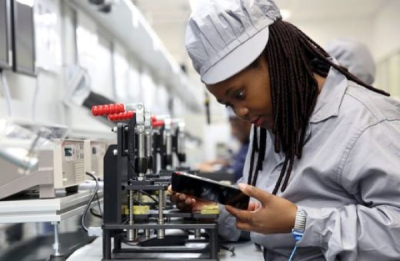 LiraLink Tecnologia and ZTE to build a 4G/5G handset assembly plant in Angola