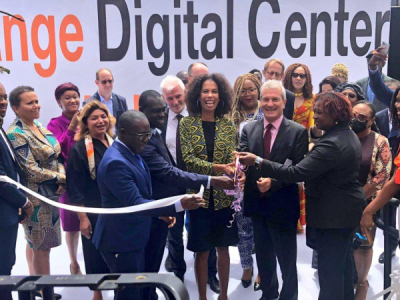 Orange inaugurates a digital center in Liberia