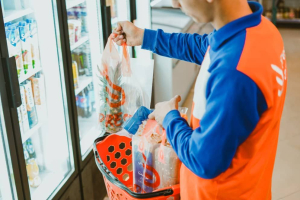 Libye : Presto Eat effectue des livraisons de nourritures et de produits d’épicerie