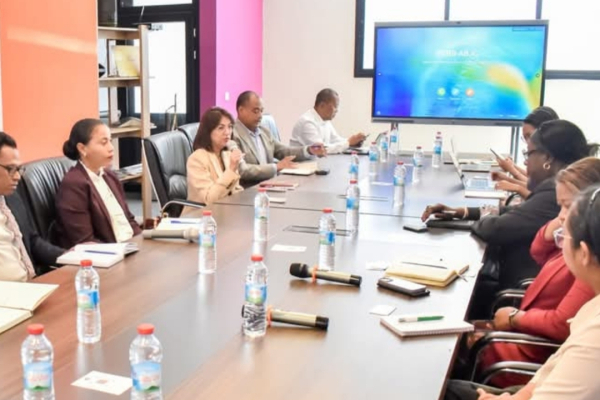 Madagascar Plans to Transform Distance Learning Center into Digital University