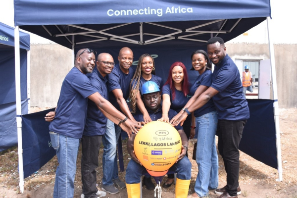 nigeria-le-cable-sous-marin-a-fibre-optique-2africa-atterrit-a-lagos