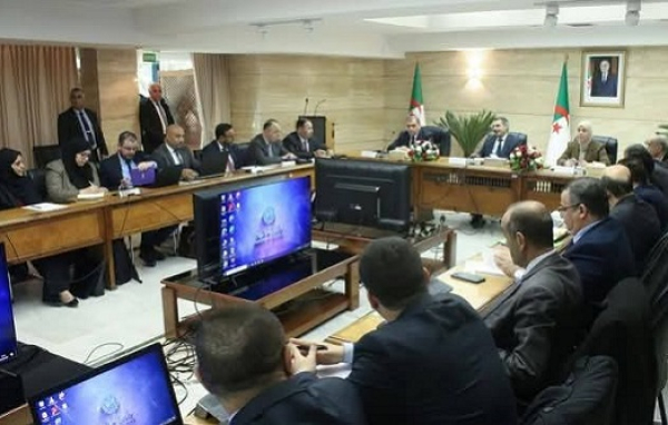 L’Algérie veut renforcer l’interconnexion numérique de ses services judiciaires et financiers