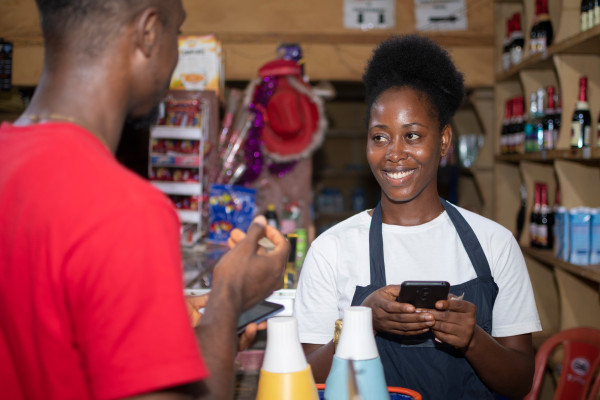 We-fi octroie 15 millions $ pour développer des solutions financières numériques au profit des femmes entrepreneures